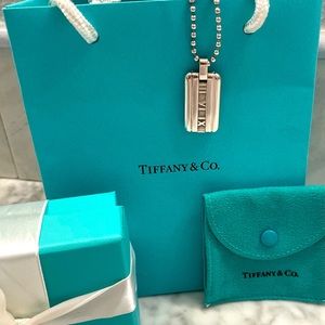 Tiffany & Co Atlas Pendant necklace
